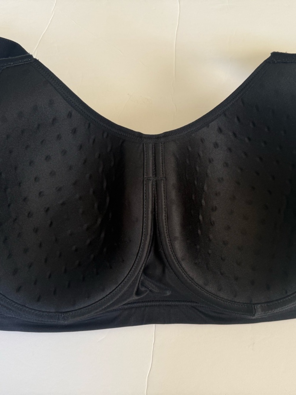 Livi Active Black High-Support Sports Bra - Picture 5 of 7